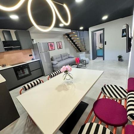 Pop Art Maisonette Giannina Esterno foto