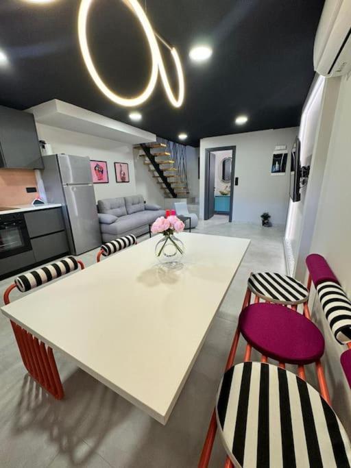 Pop Art Maisonette Giannina Esterno foto